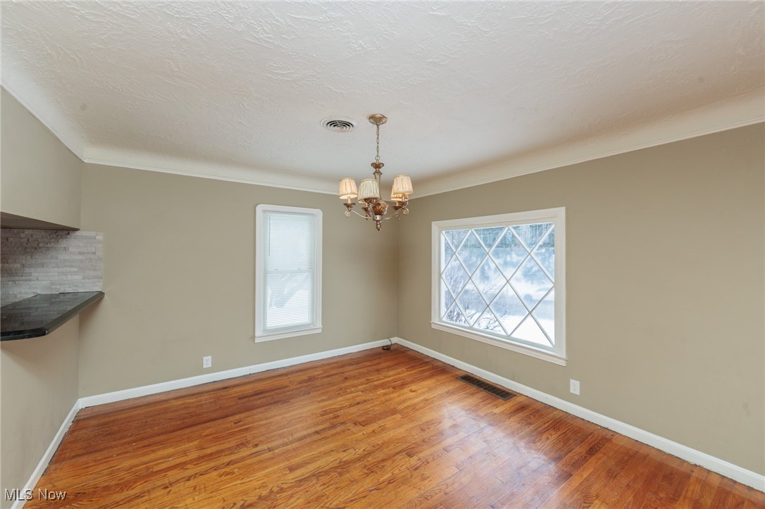 5062 Lee Road
