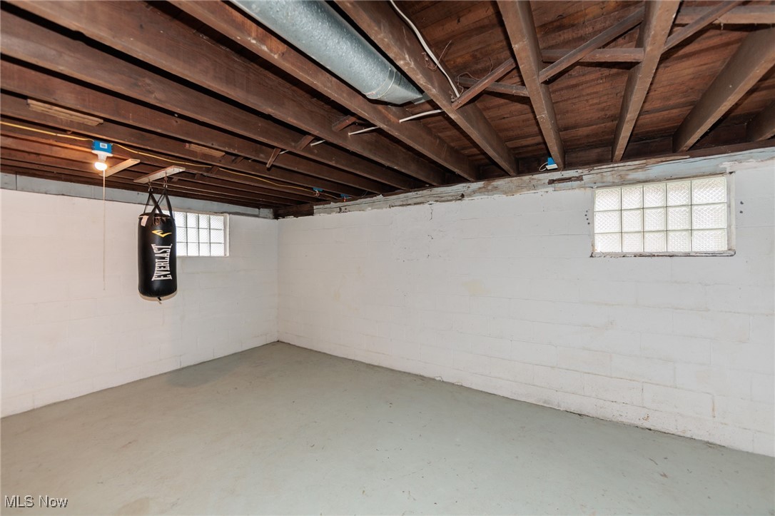 5062 Lee Road
