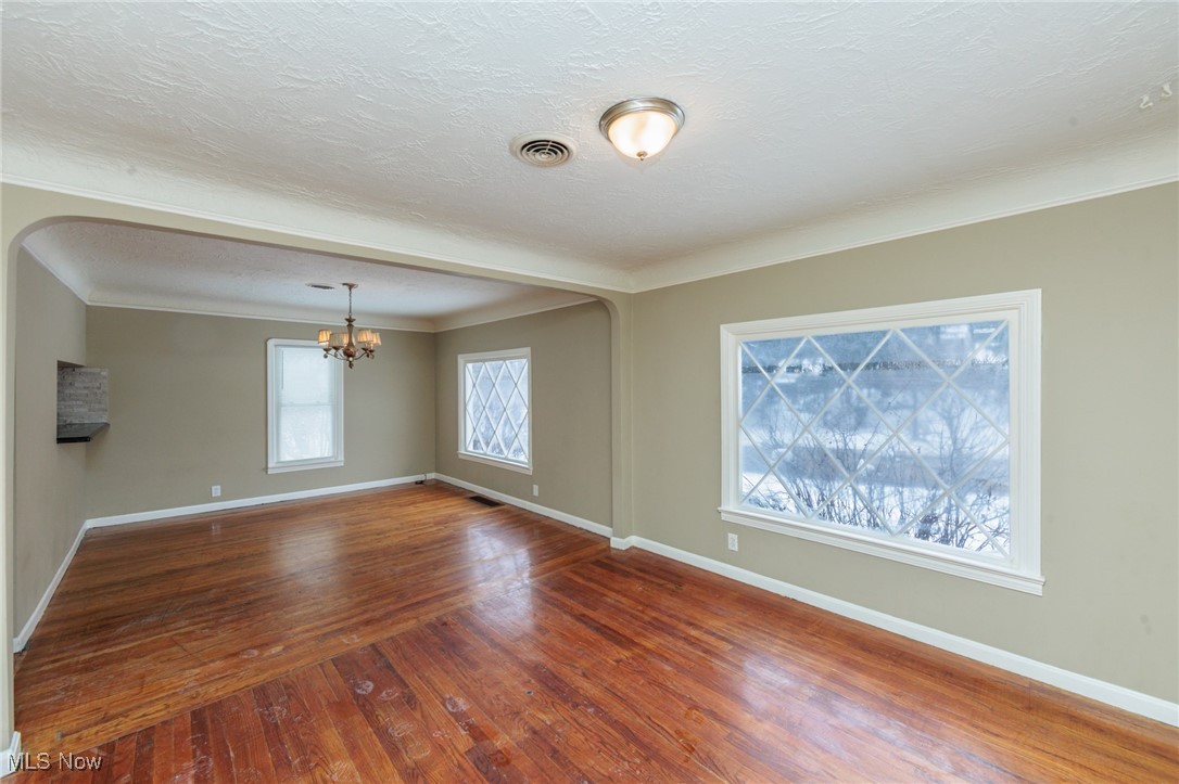 5062 Lee Road