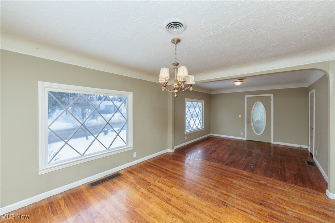 5062 Lee Road