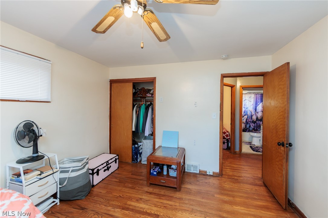 325 E 244th Street