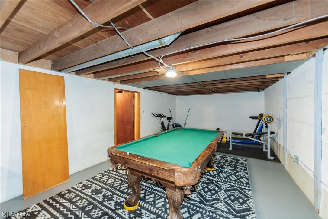 325 E 244th Street