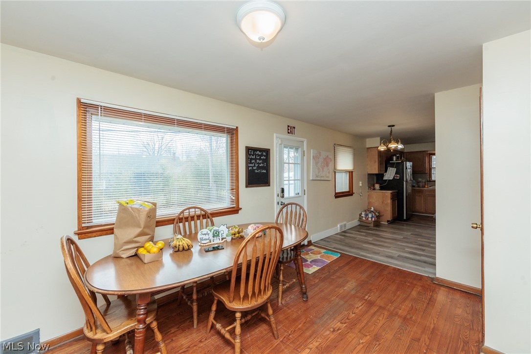 325 E 244th Street
