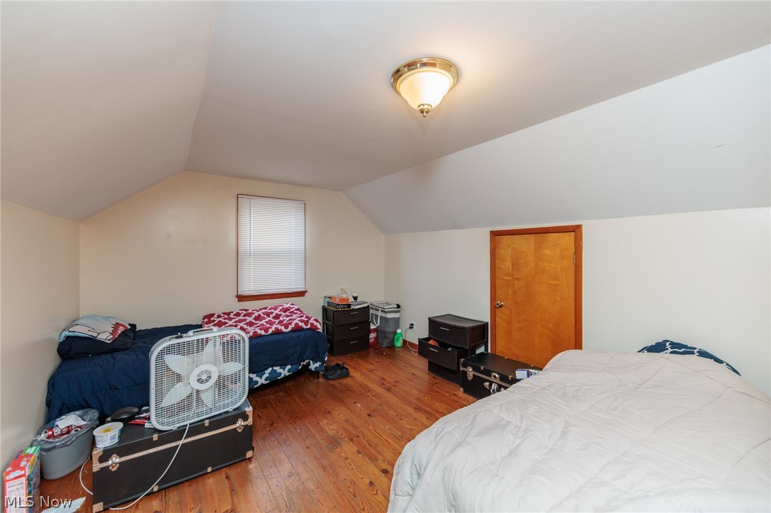 325 E 244th Street