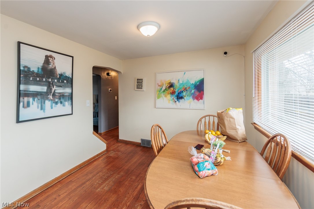 325 E 244th Street