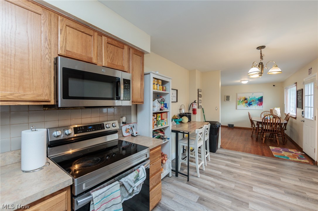 325 E 244th Street