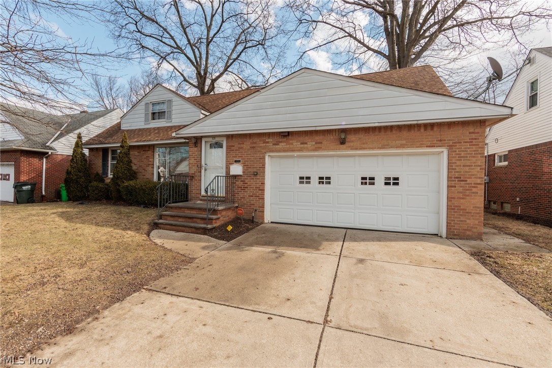 325 E 244th Street