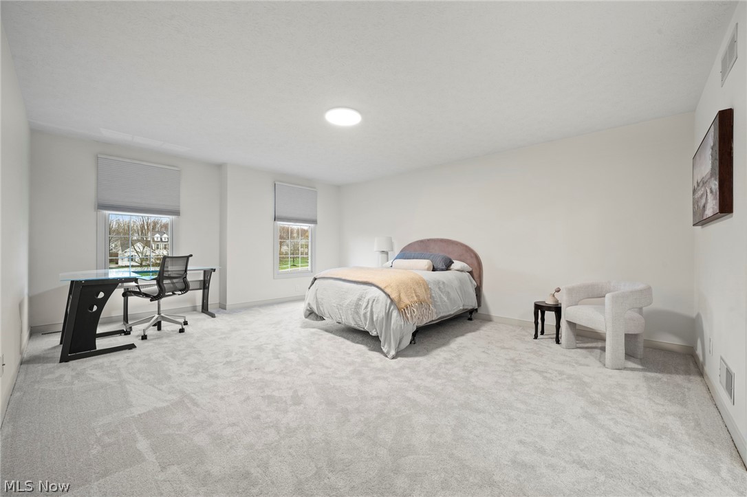 1878 E Haymarket Way