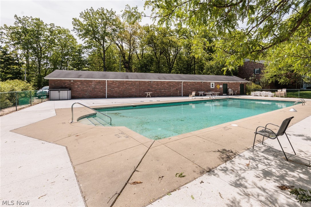 6920 Carriage Hill Drive 103