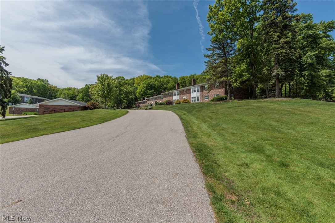 6920 Carriage Hill Drive 103