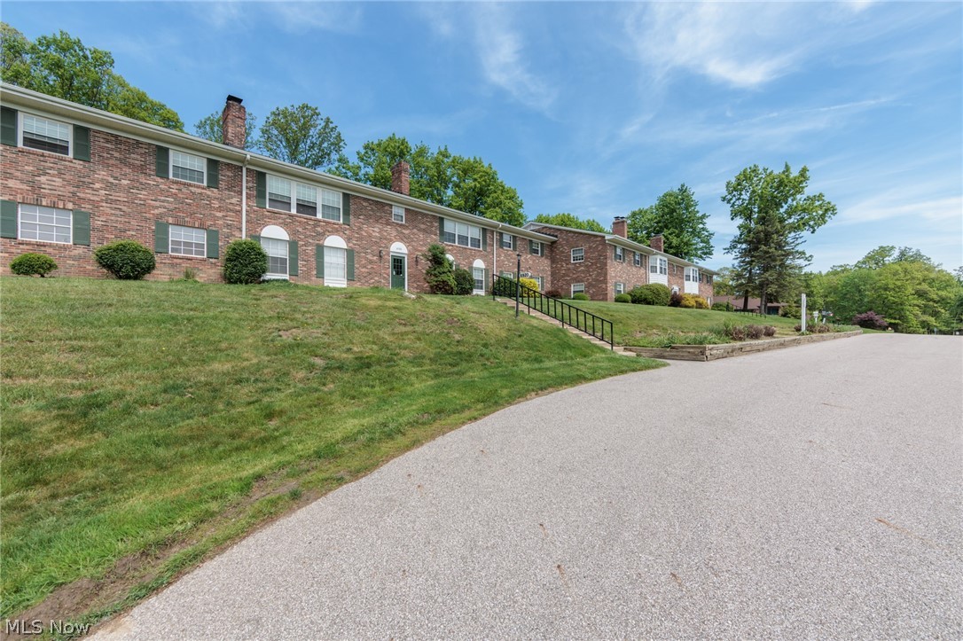 6920 Carriage Hill Drive 103