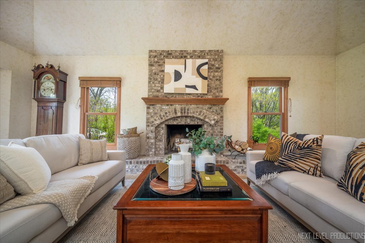 462 Country Lane