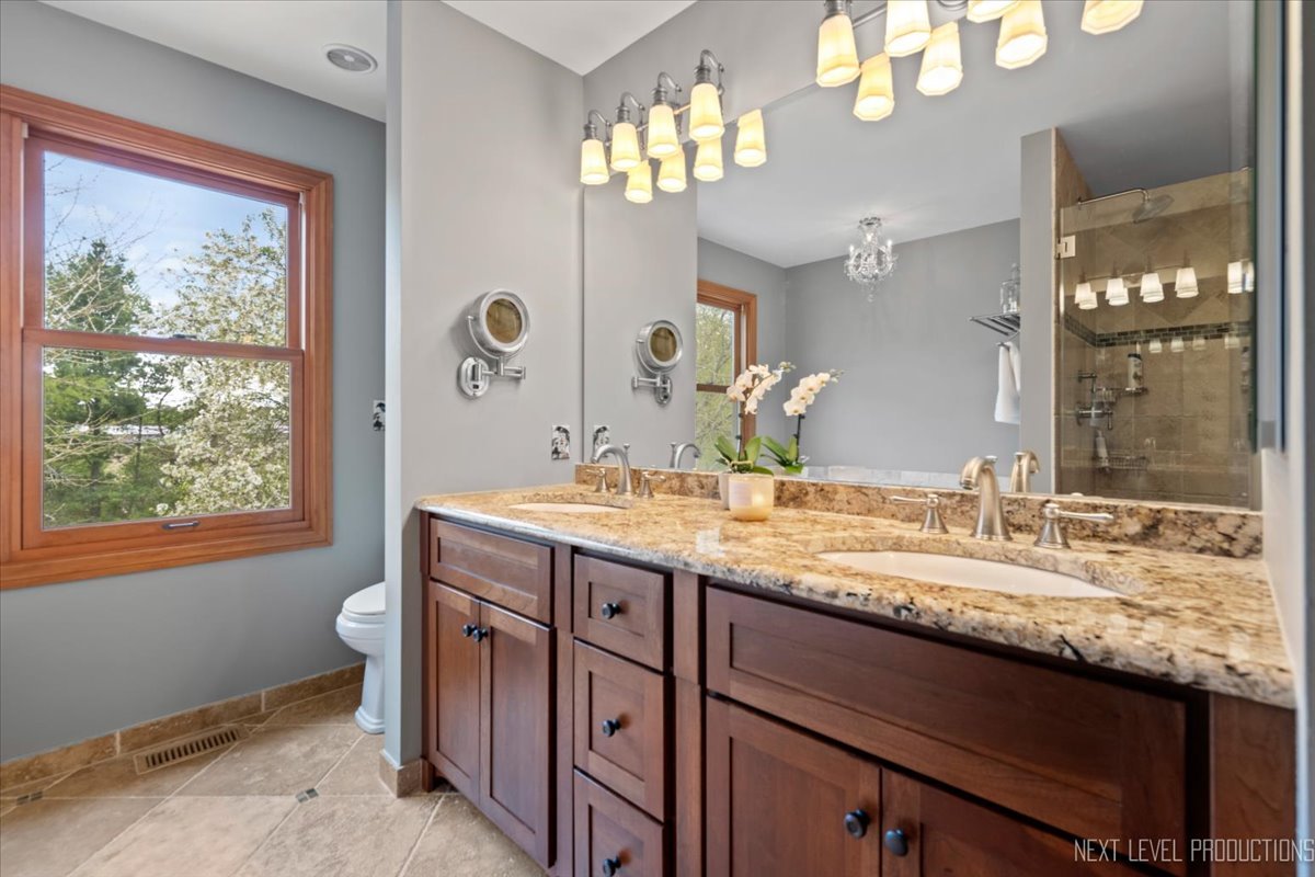 462 Country Lane