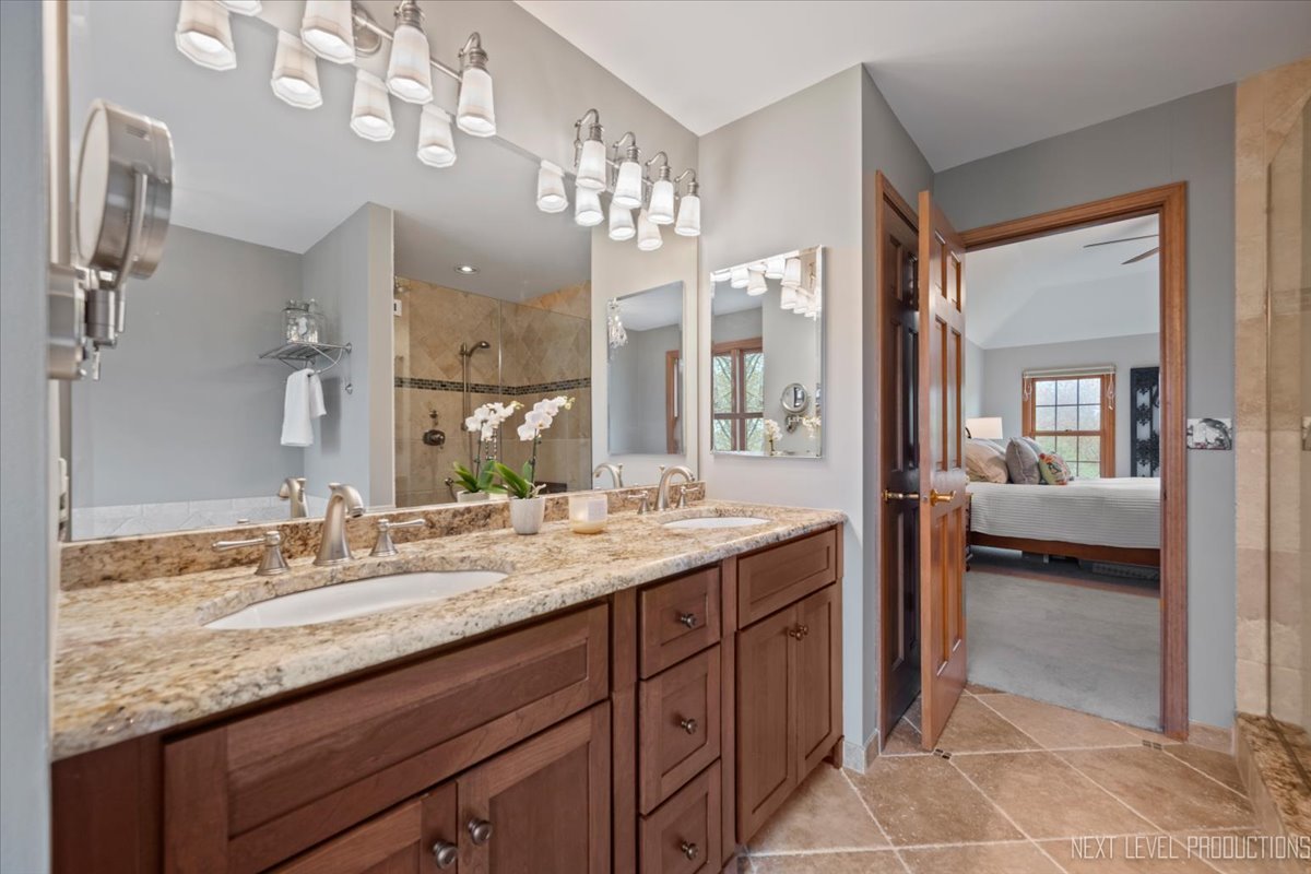 462 Country Lane