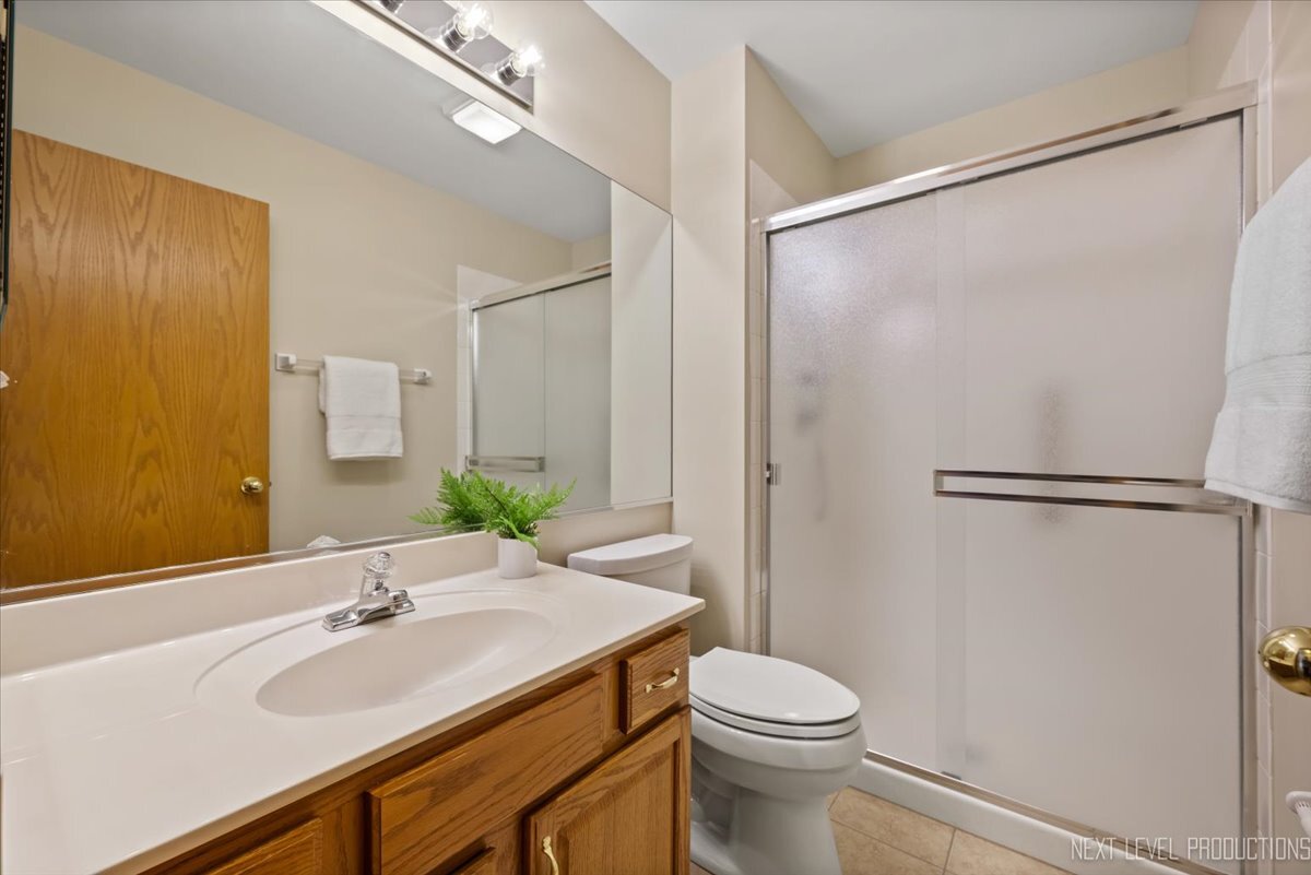 2316 Brinmore Court