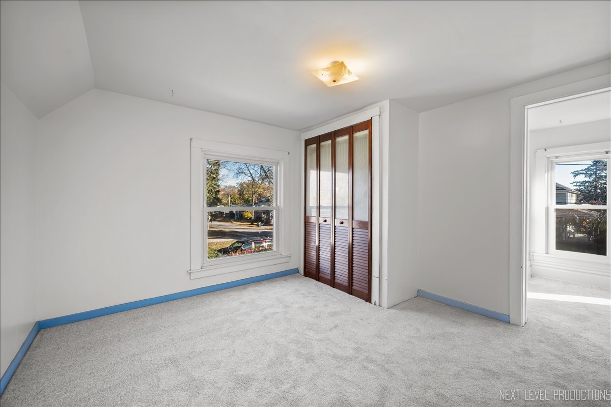 709 N Van Buren Street