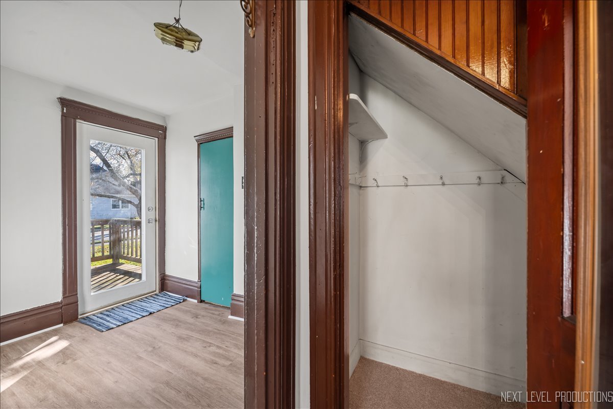 709 N Van Buren Street