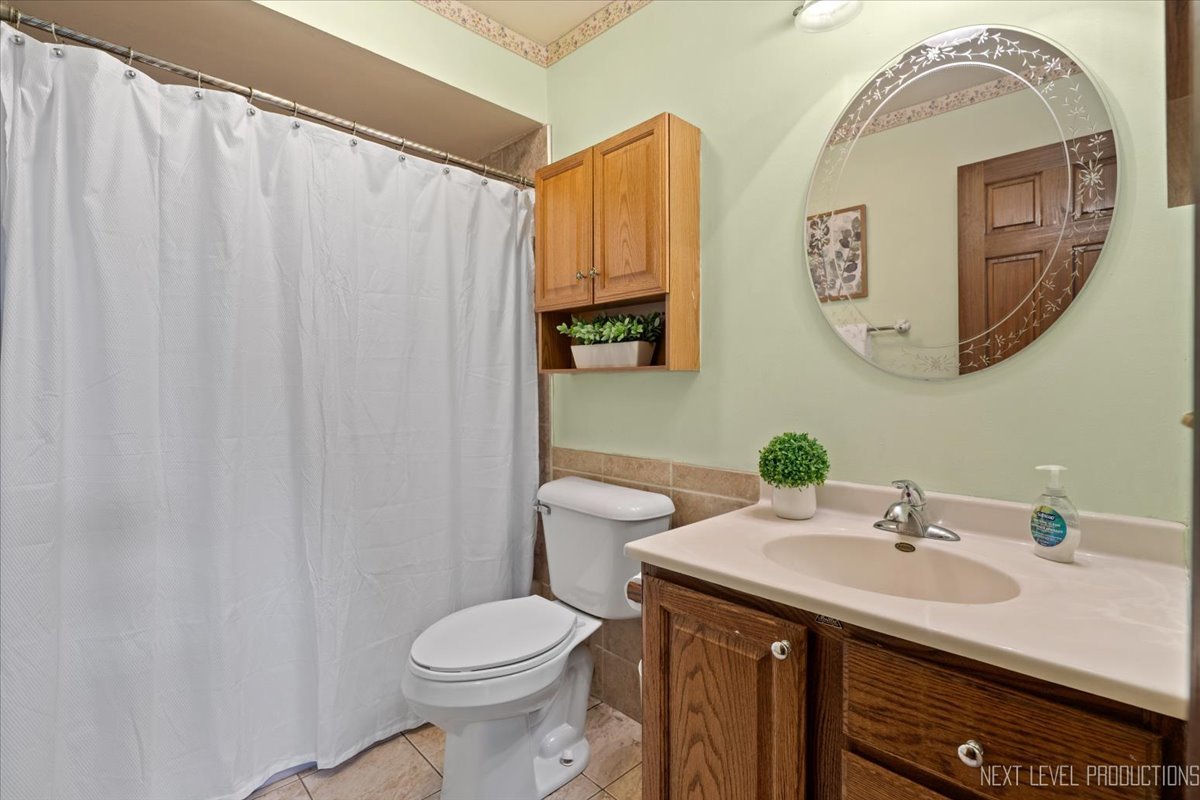 5S275 Deer Ridge Path