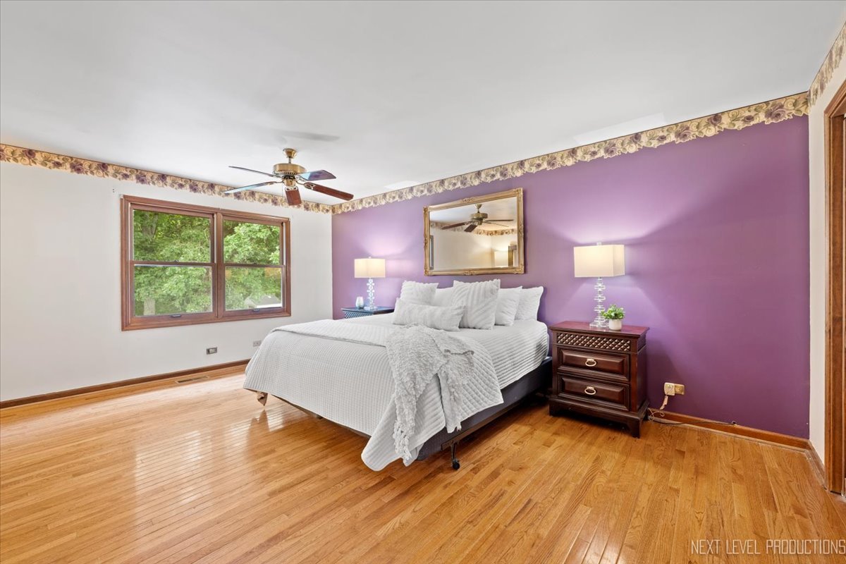 5S275 Deer Ridge Path