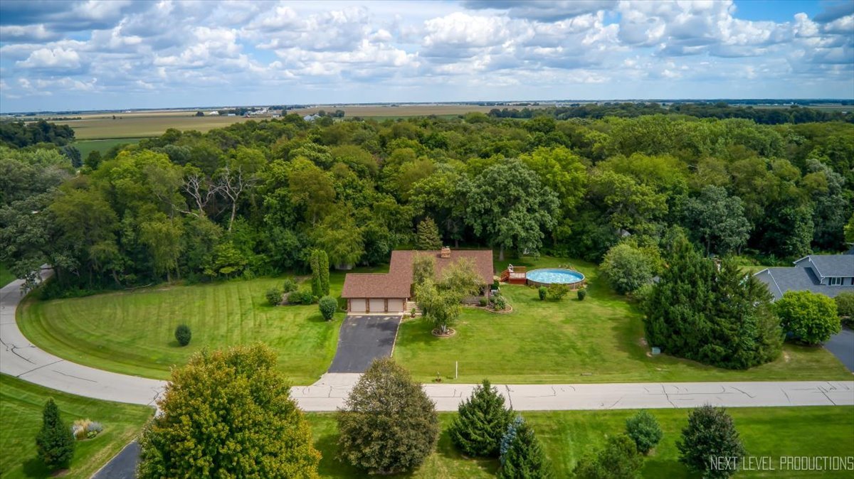 5S275 Deer Ridge Path