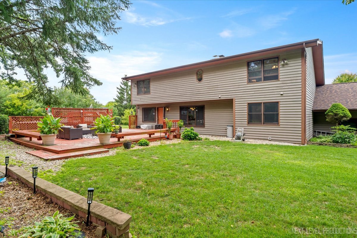 5S275 Deer Ridge Path