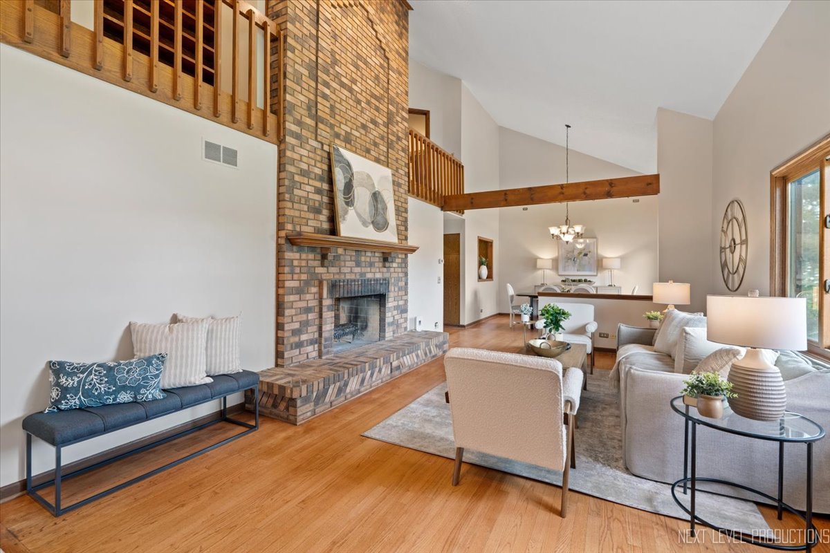 5S275 Deer Ridge Path