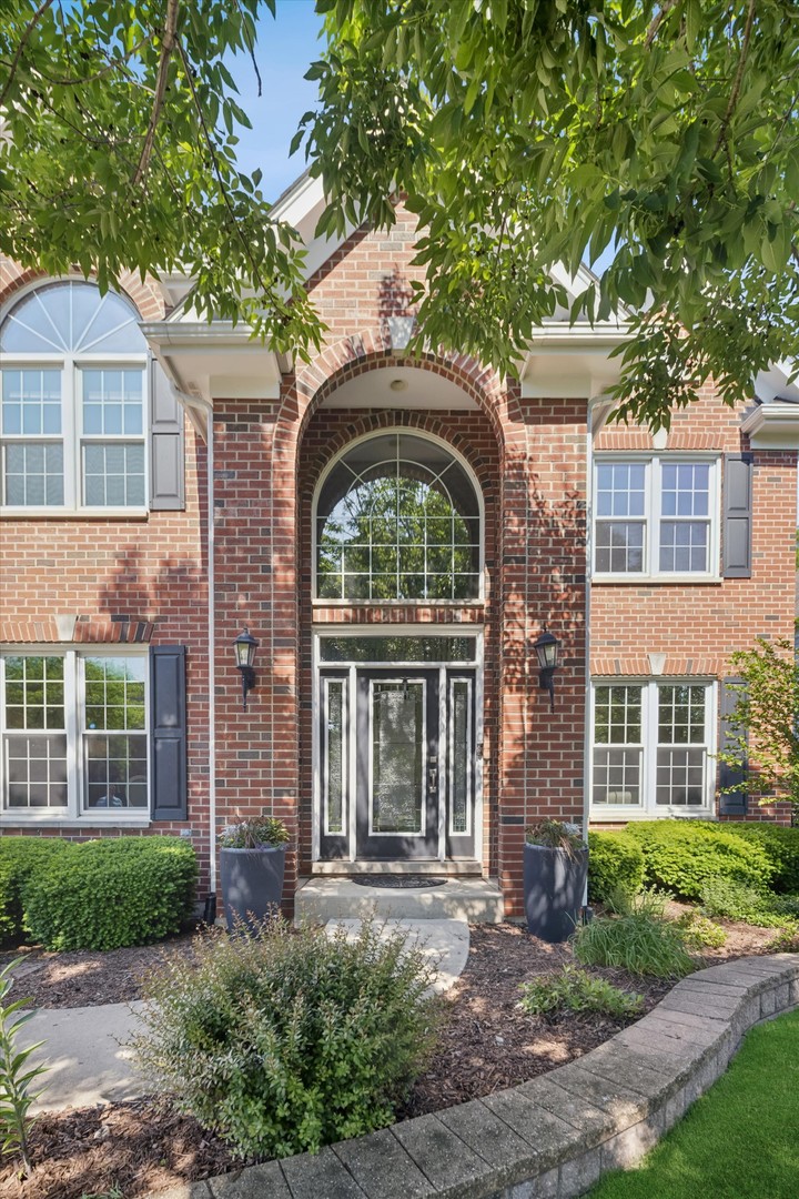 2442 Bird Lane