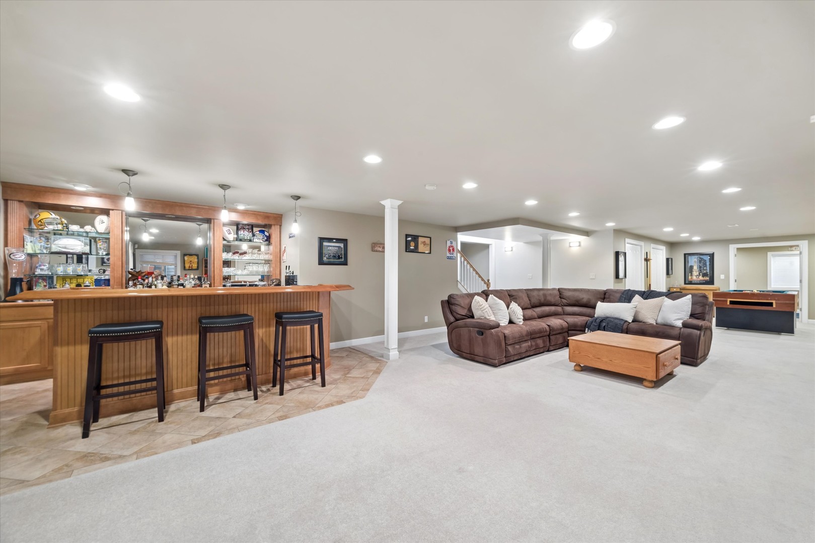 2442 Bird Lane