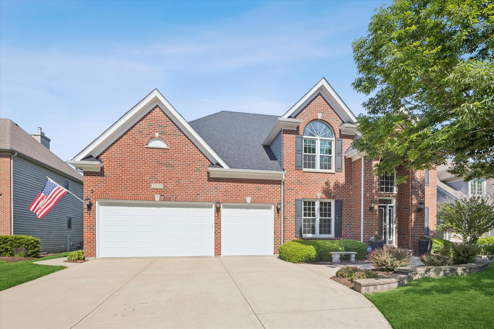 2442 Bird Lane