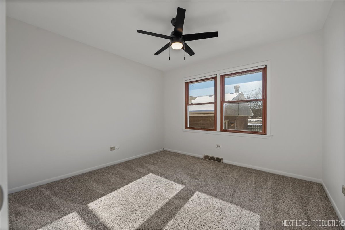 5436 Blodgett Avenue