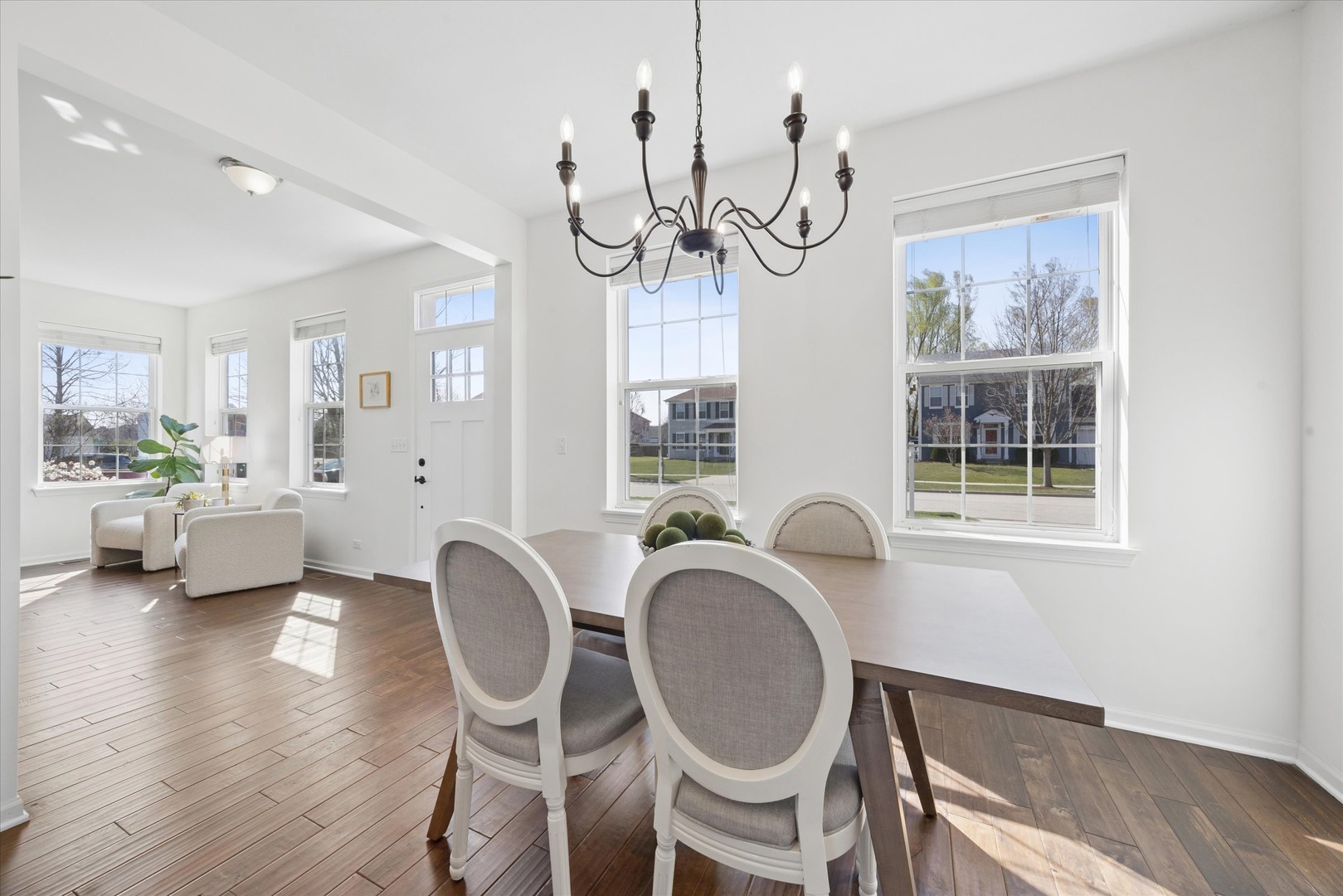 10468 LANSDALE Street