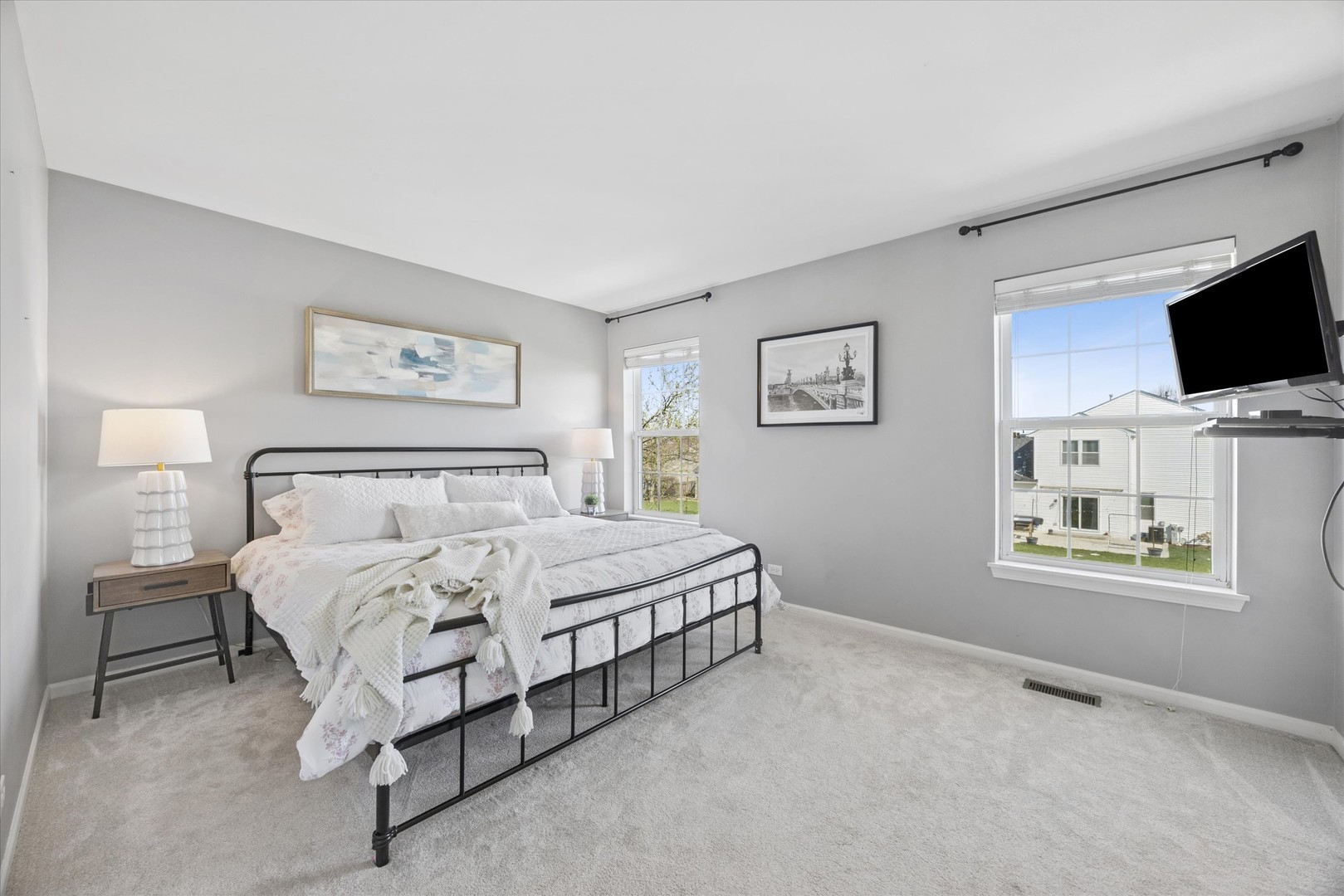 10468 LANSDALE Street