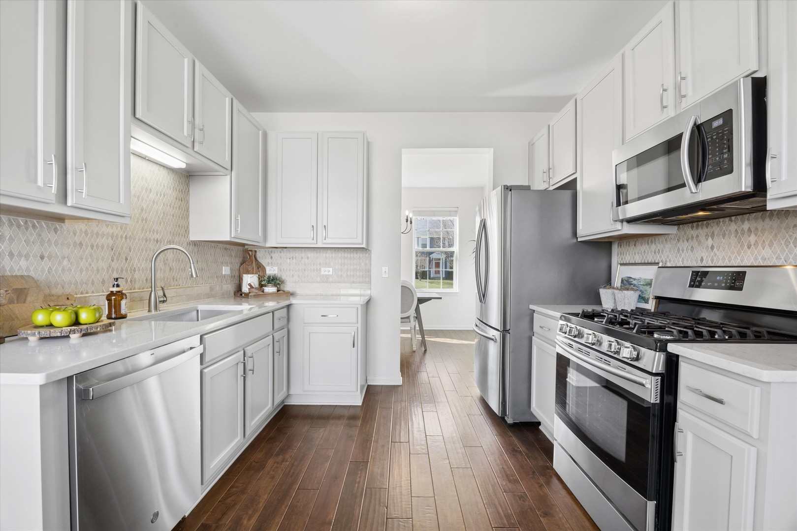 10468 LANSDALE Street