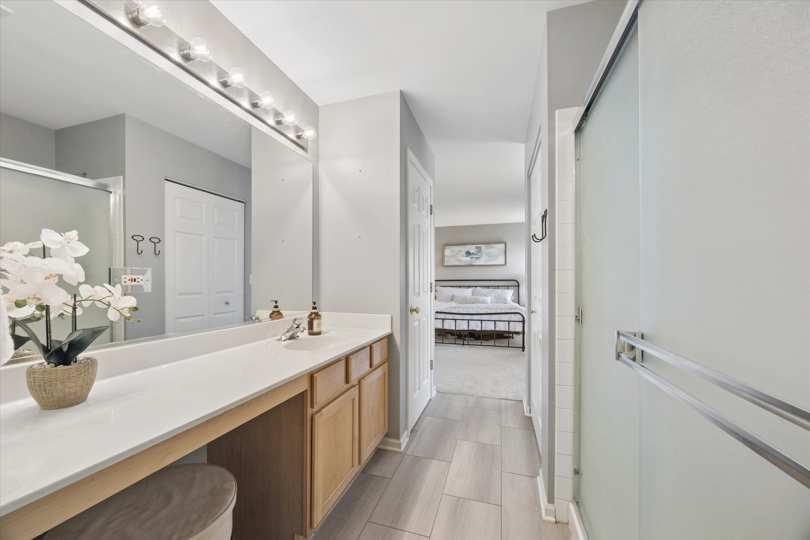 10468 LANSDALE Street