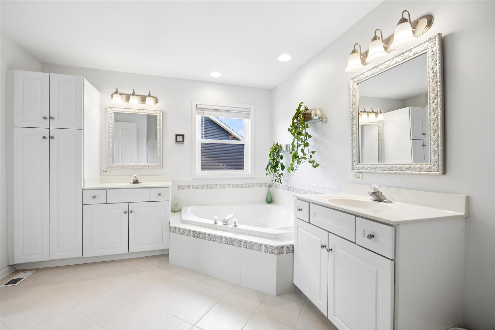 234 Midlane Drive