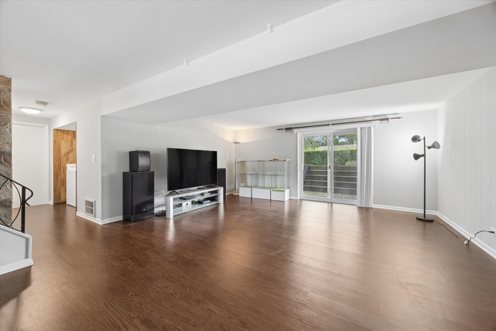 606 Bahama Court
