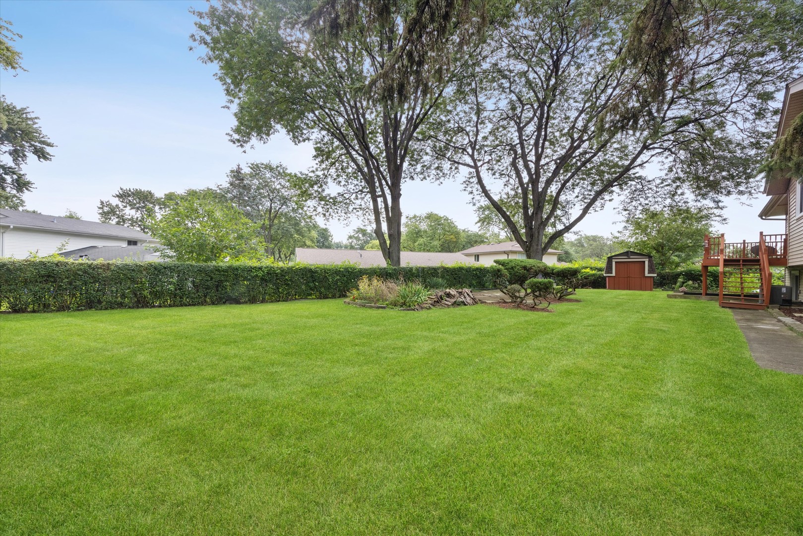 606 Bahama Court