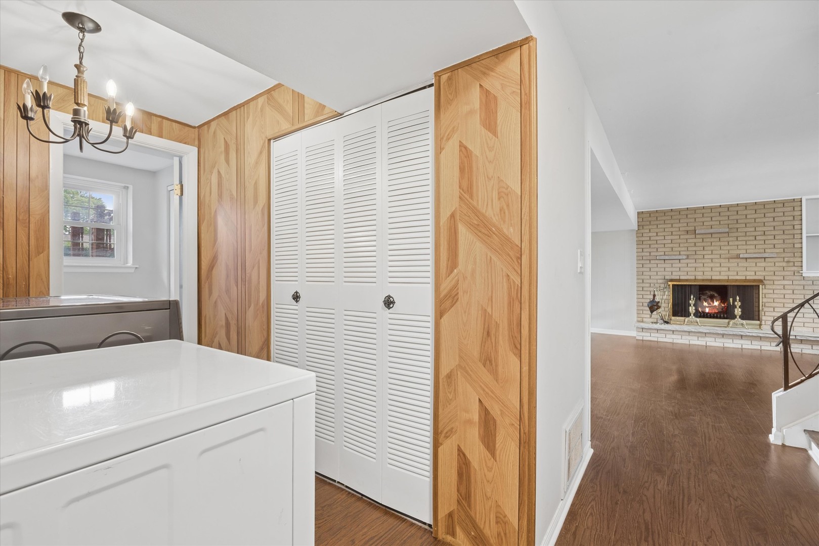 606 Bahama Court