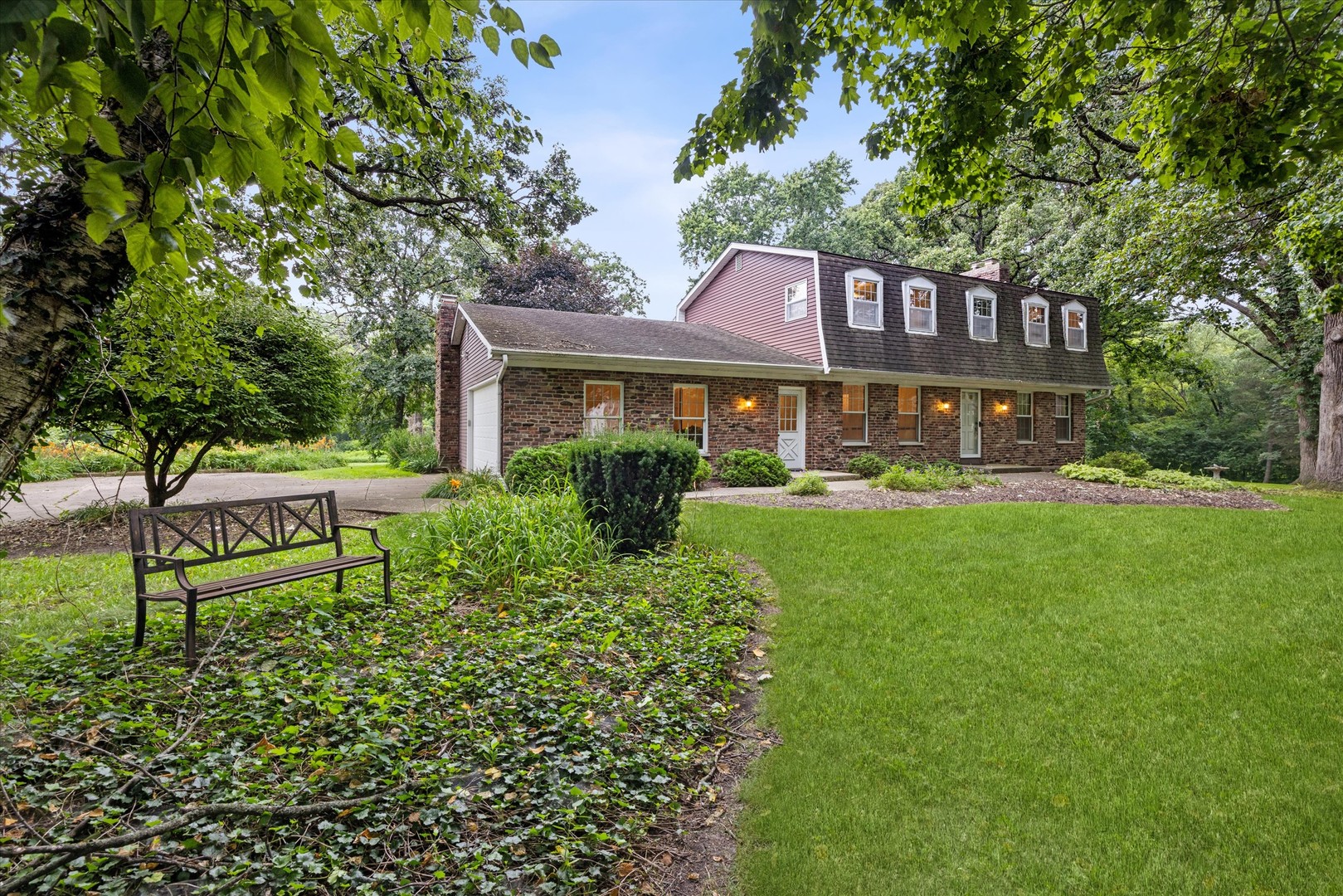 2s730 White Oak Lane