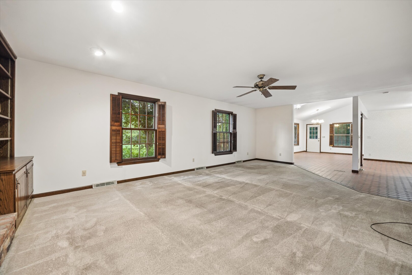 2s730 White Oak Lane