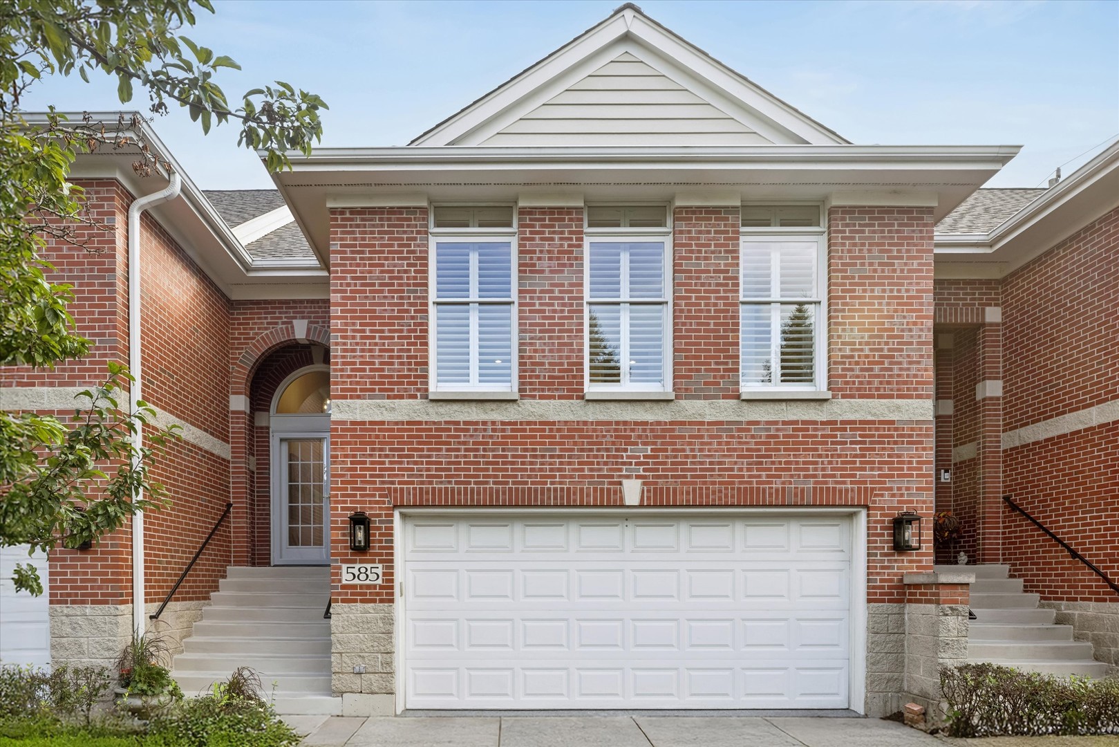 585 Linden Court Geneva Il Us 60134 Mrd12765225