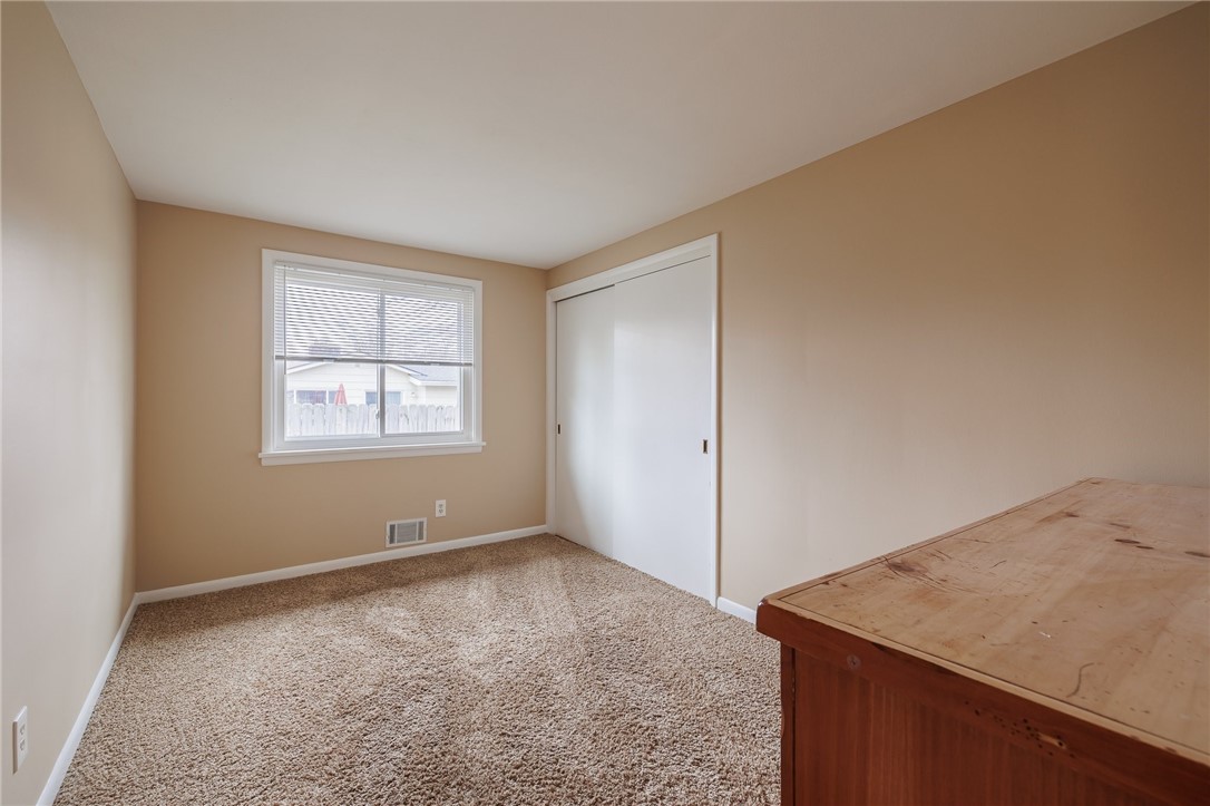 25 Sutton Place