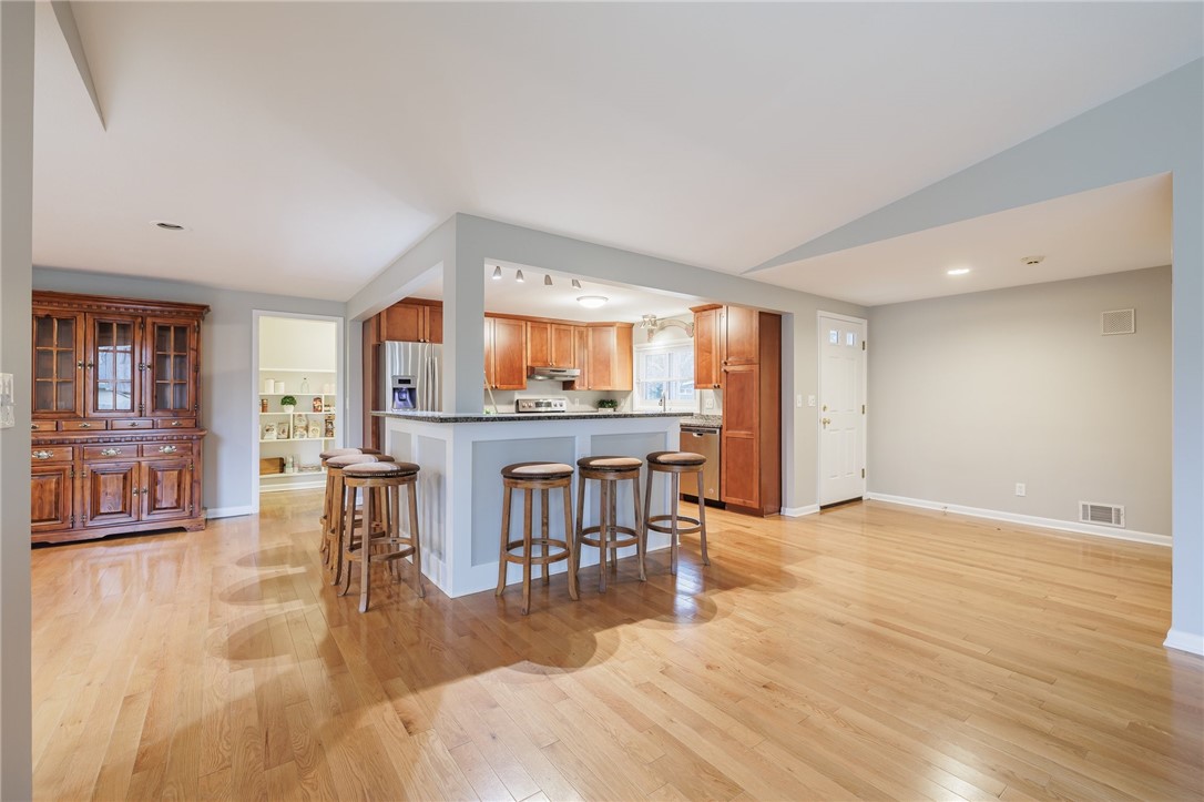 25 Sutton Place