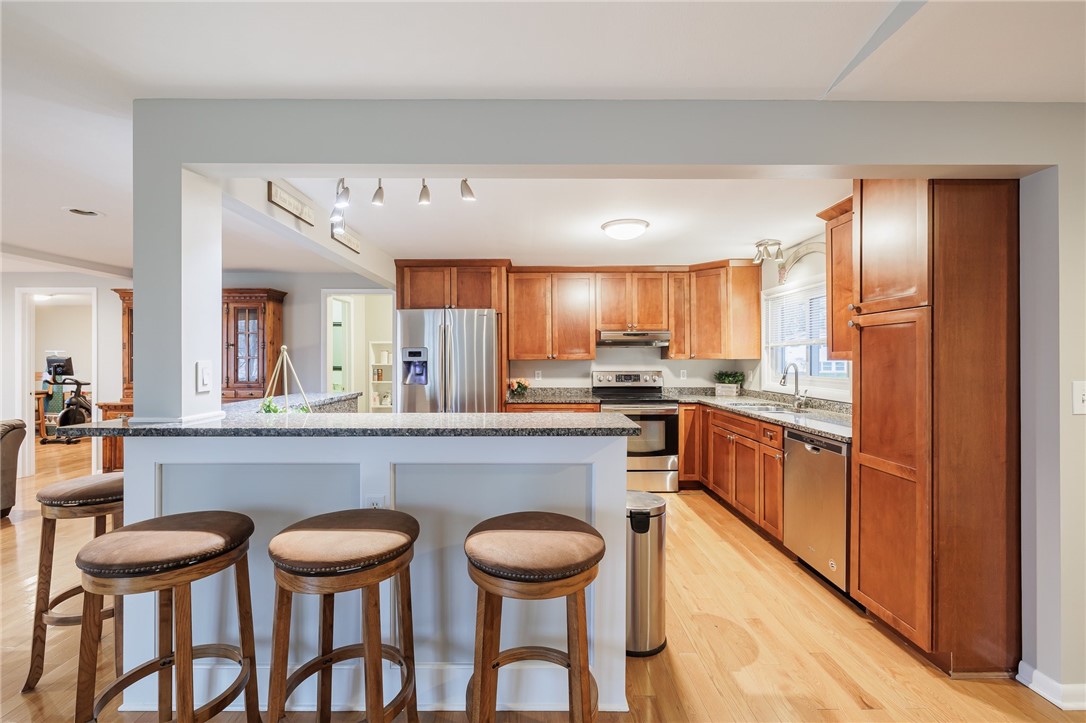 25 Sutton Place