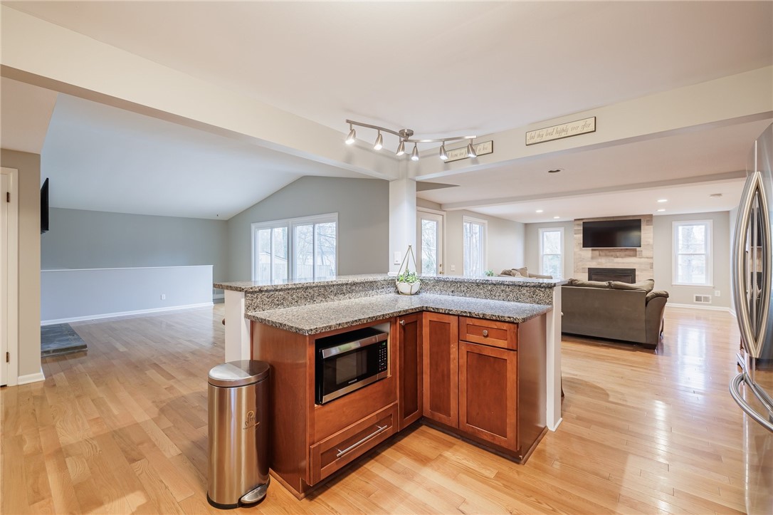 25 Sutton Place