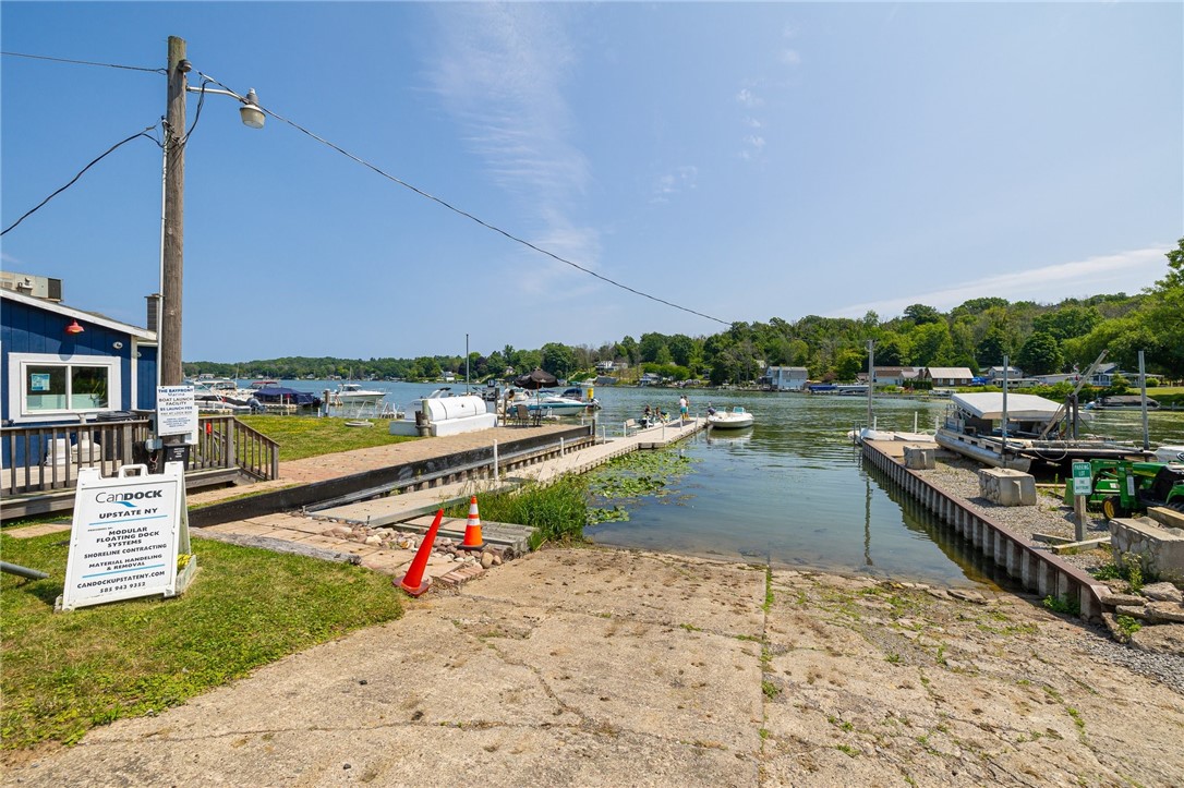 8106 West Port Bay Road