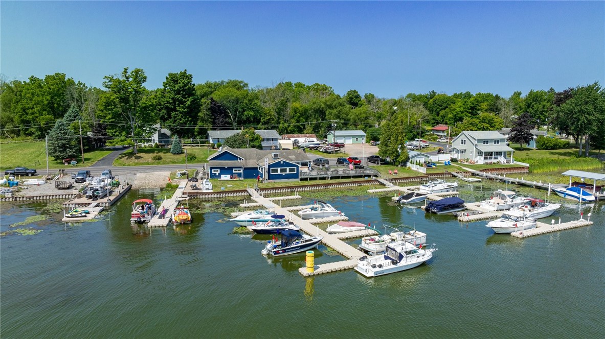 8106 West Port Bay Road