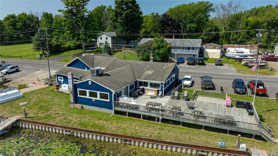 8106 West Port Bay Road