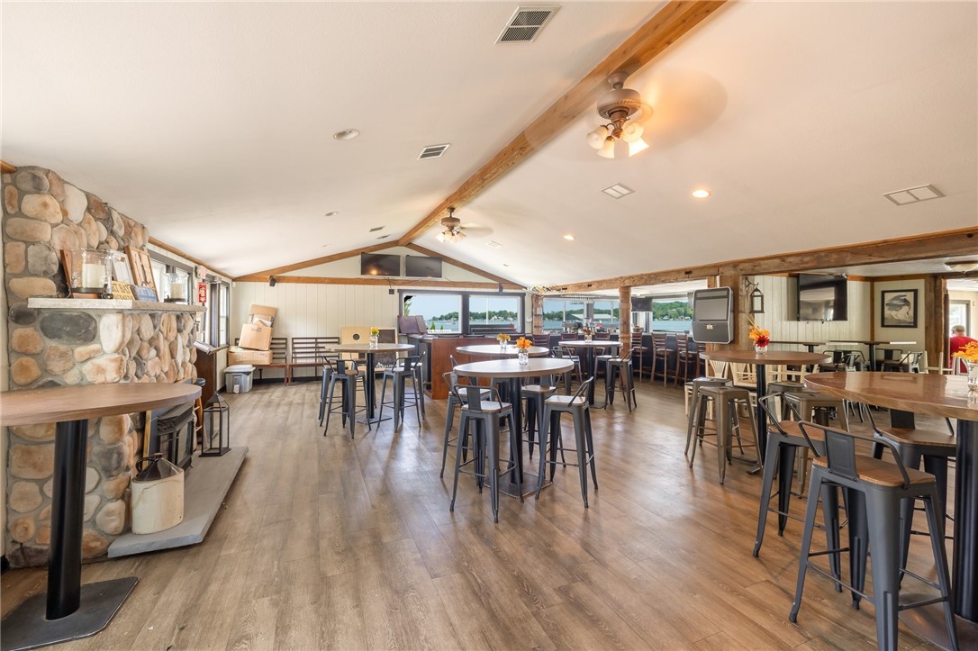 8106 West Port Bay Road