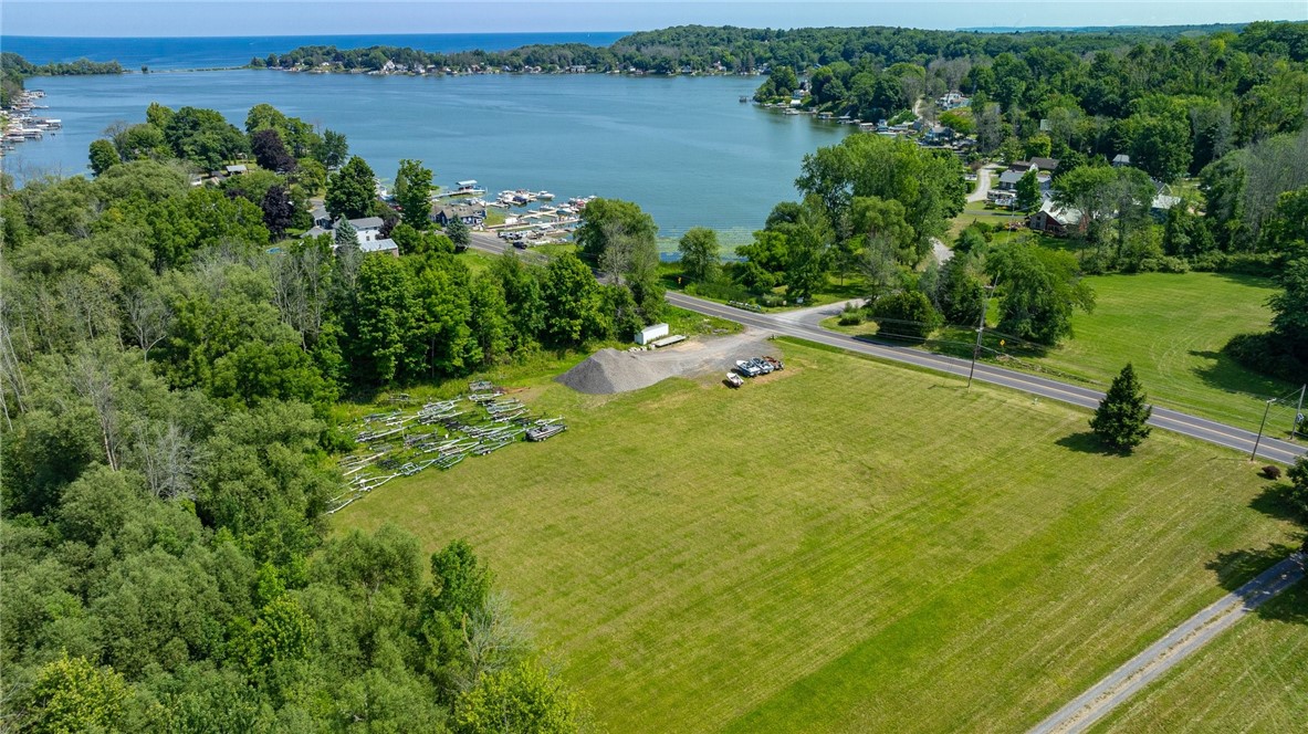 8106 West Port Bay Road